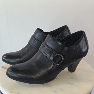 b.o.c. Black Leather Low Block Heel Slip-On Shoes Size 6